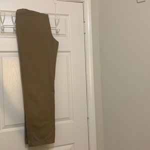 Men Red Camel khaki pants. Size 34/32